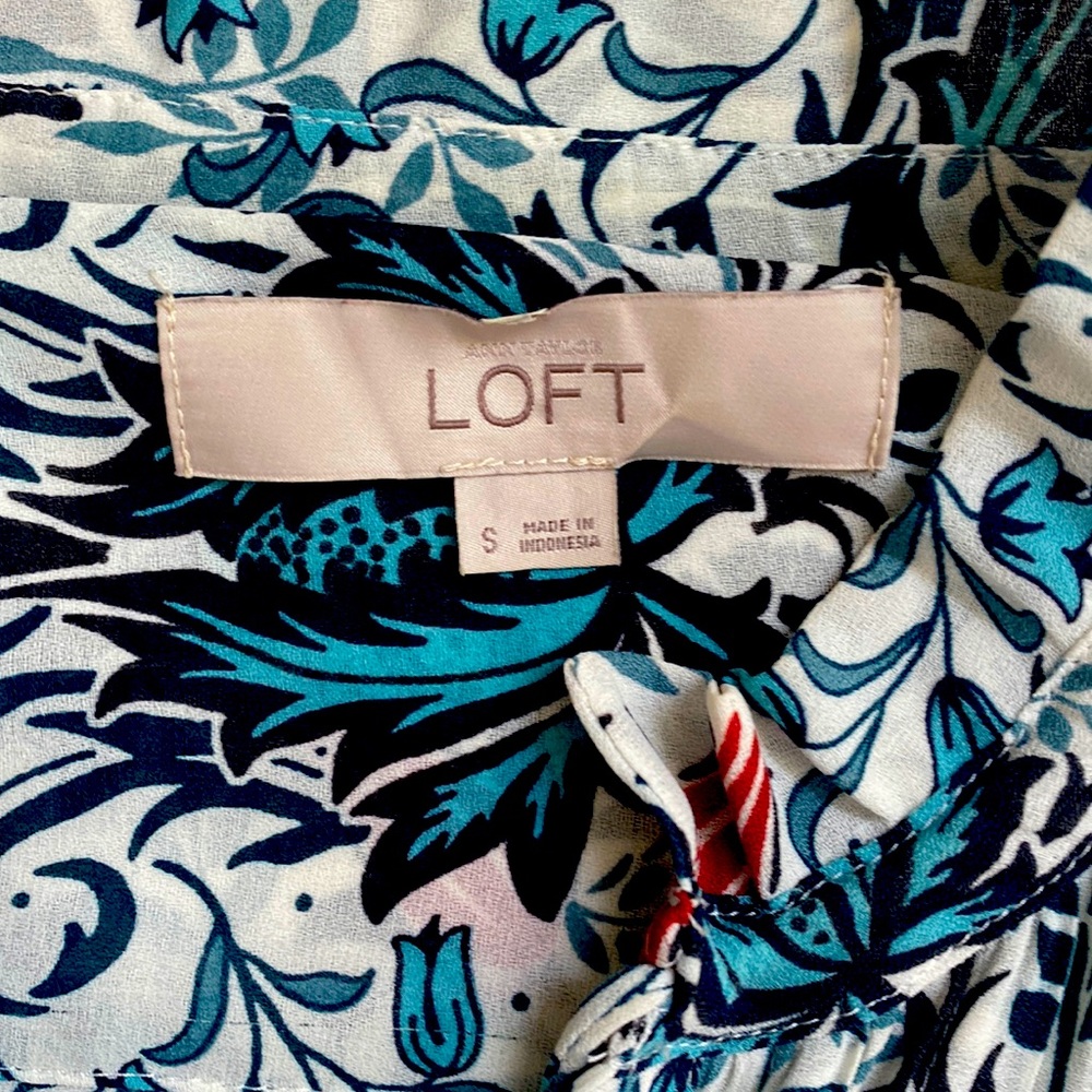Loft small tunic flower design top. Button down with string tie at neck. Perfect